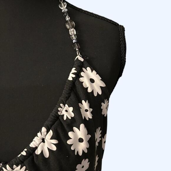 No Boundaries Women's Black and Multi Dress - Picture 3 of 5